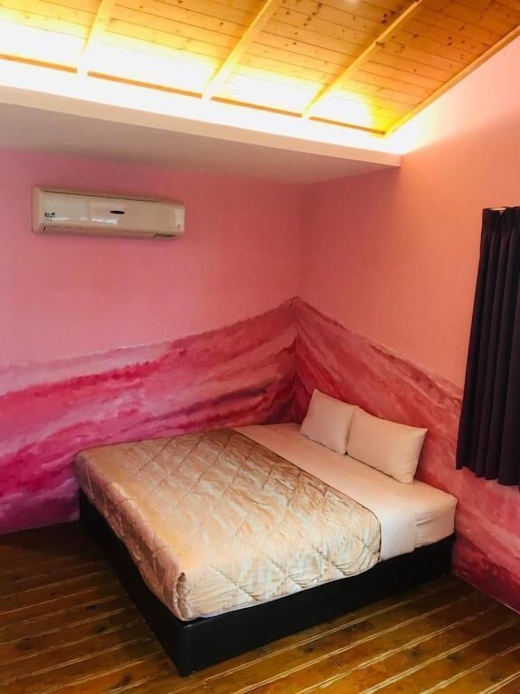 J Lin Hostel 3