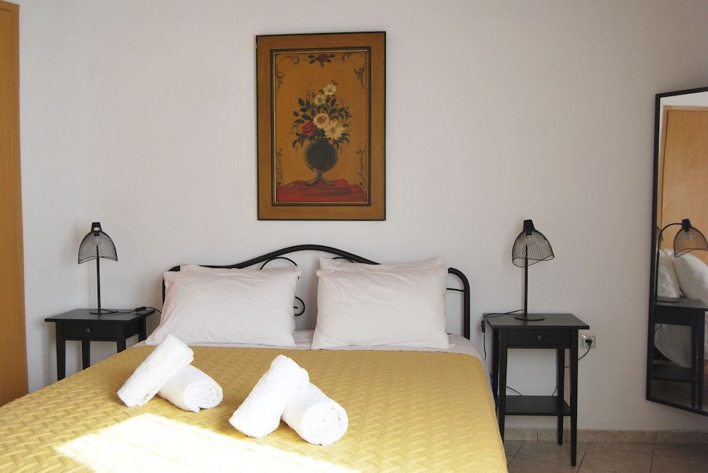 Chrysiida Luxury Suites 3