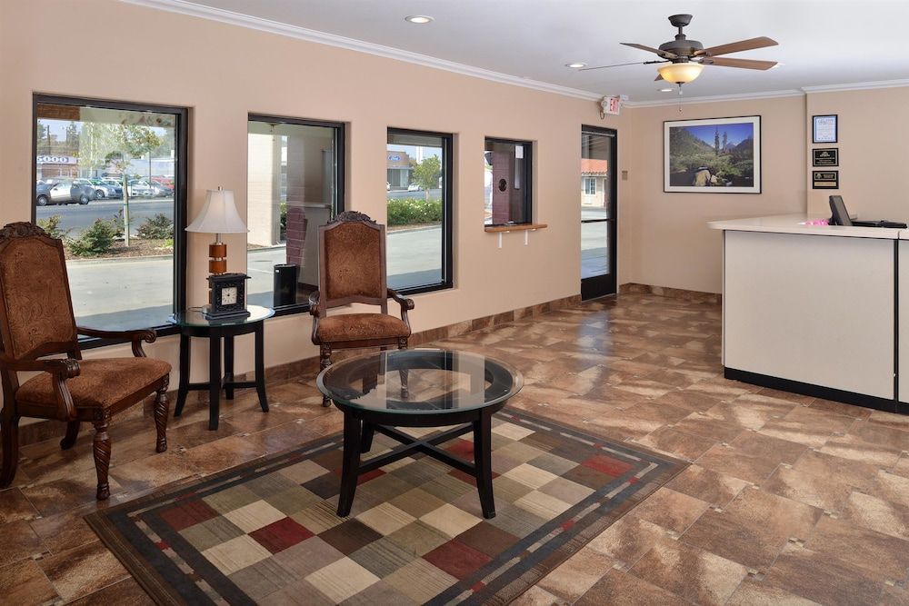 Americas Best Value Inn Porterville 2