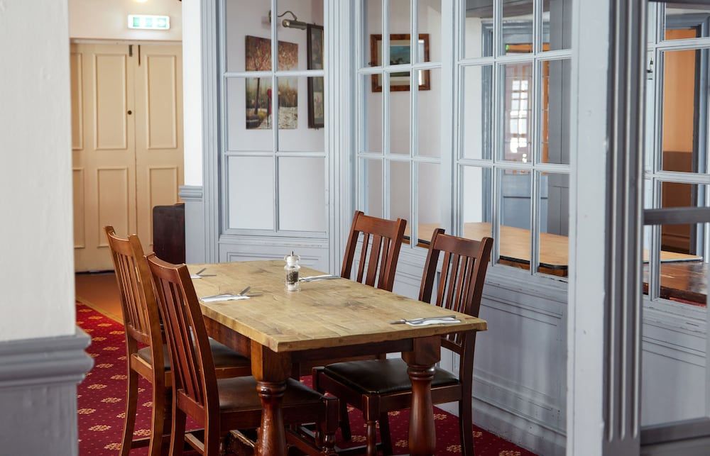 Bear Hotel Havant by Greene King Inns 2