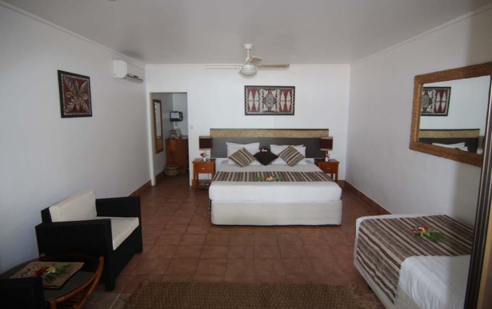 Tongan Beach Resort 3