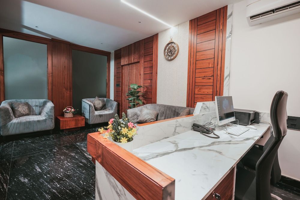 Fortview Suites 3 estrellas en Kasaragod