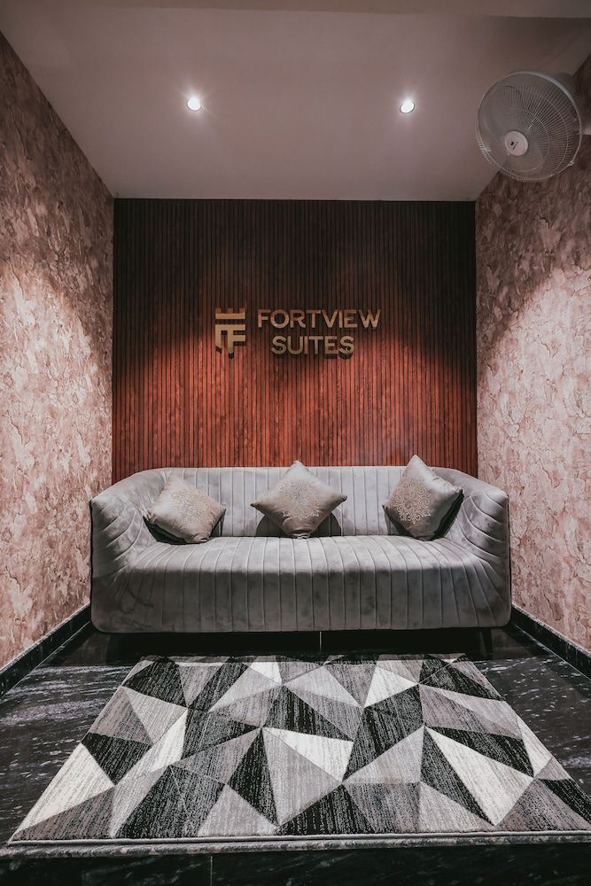 Fortview Suites 3