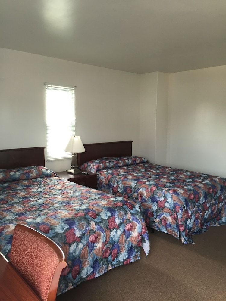 Point 1 Motel 2