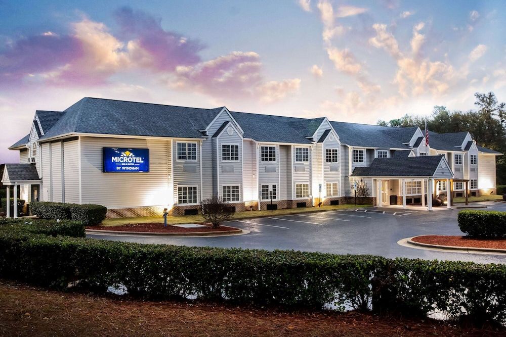 Microtel Inn & Suites by Wyndham Southern Pines / Pinehurst 2 estrelas em Southern Pines