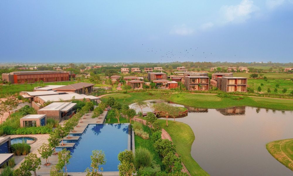 MYSA Zinc Journey by The Fern (A Glade One Golf Resort) Nani Devati, Gujarat 5 estrellas en Sānand