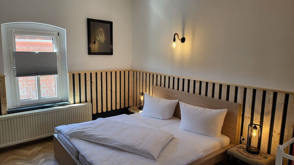 Pension Zur Neuenburg 3