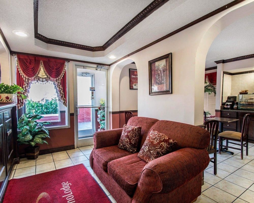 Econo Lodge Andalusia 2
