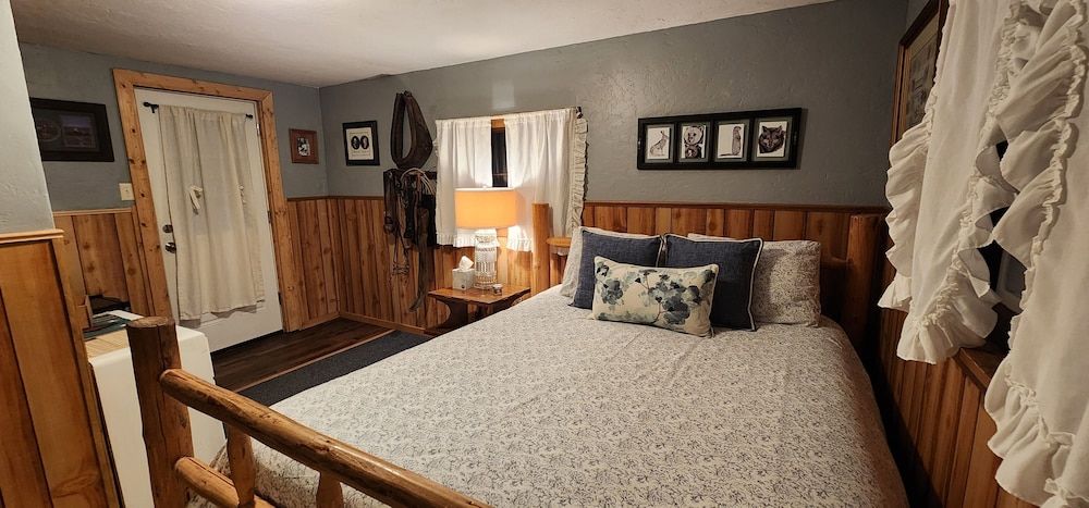 Bear Creek Guest Ranch -1 estrellas en Essex