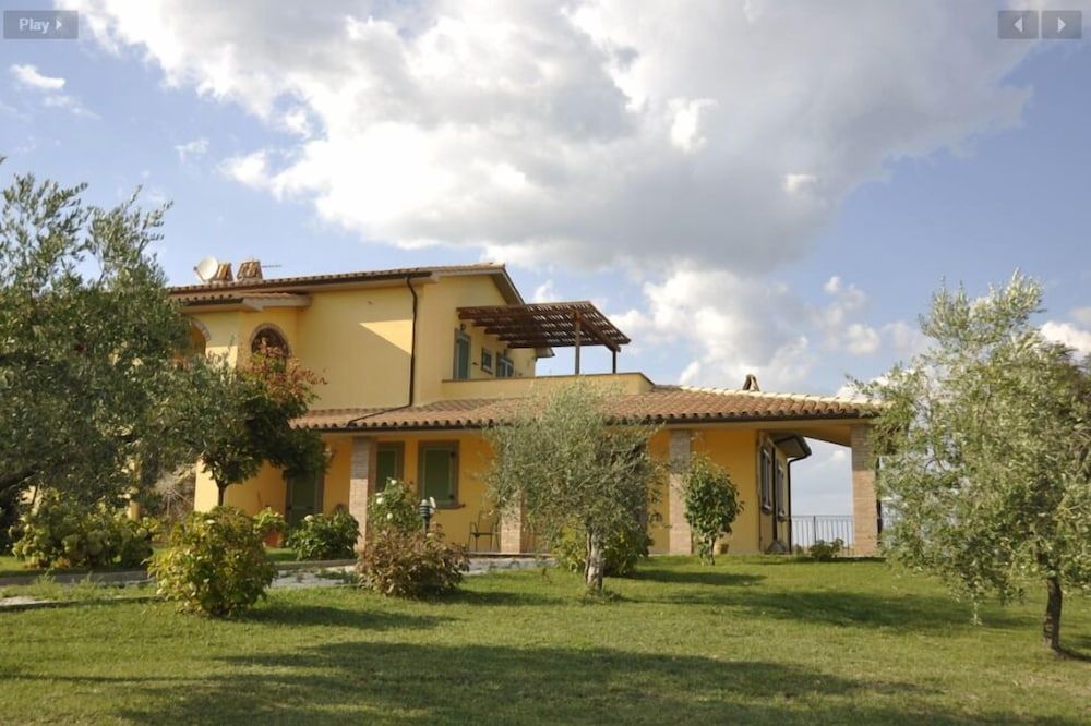 Agriturismo Buriano -1 estrellas en Lubriano