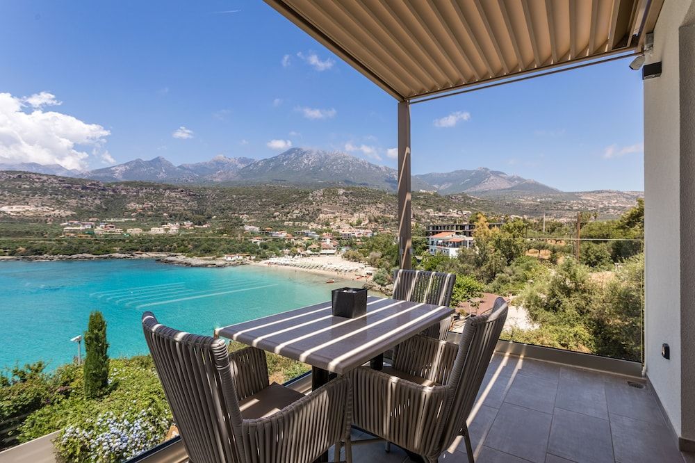 Lighthouse Apartments -1 estrellas en Stoupa