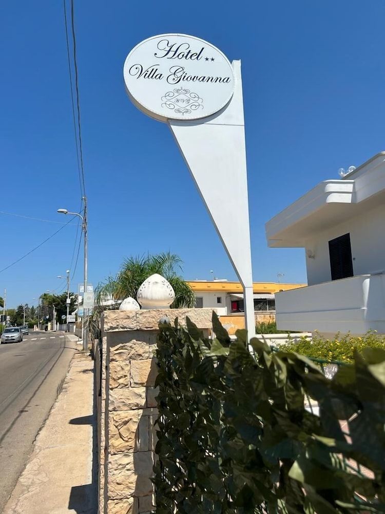 Villa Giovanna 3 estrellas en Torre Suda