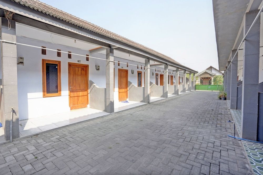 Hotel O Surya Indah Homestay Syariah 2