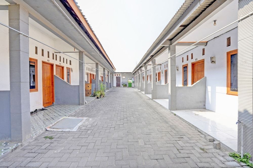 Hotel O Surya Indah Homestay Syariah 3