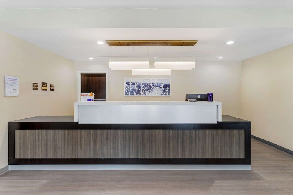 Sleep Inn & Suites Liberty 3