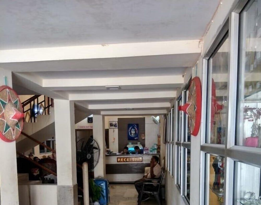 Kusum Hotel And Restaurant 3