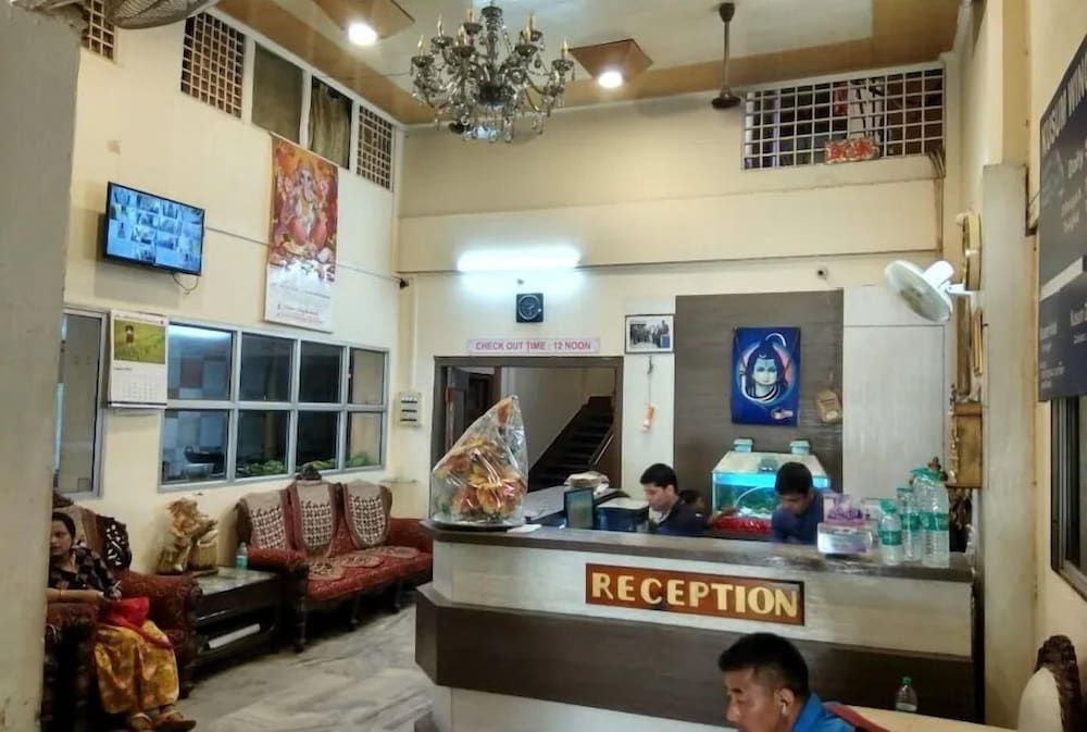 Kusum Hotel And Restaurant 2