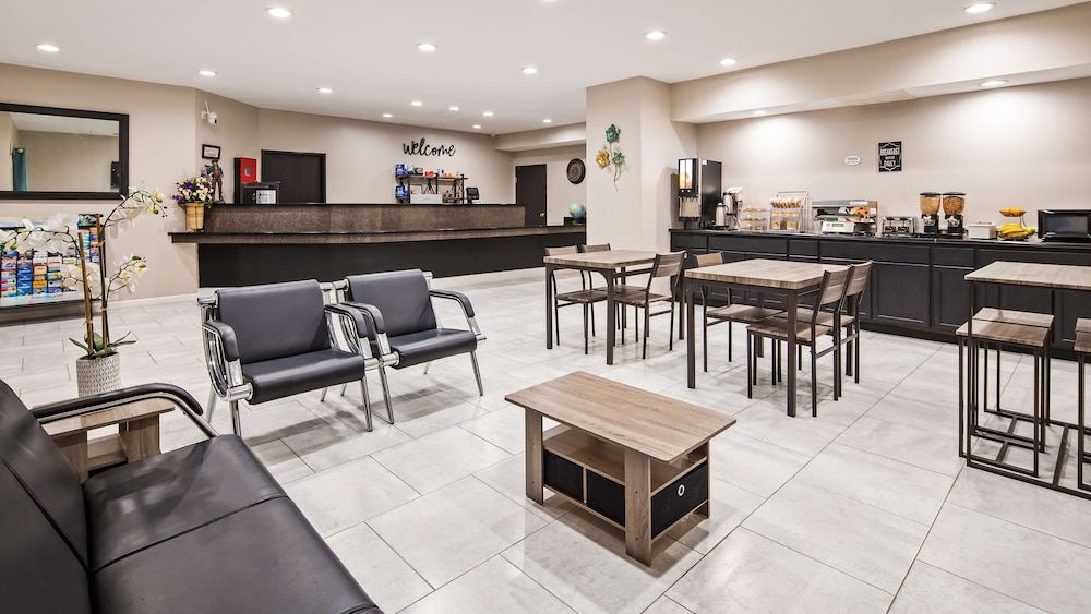 SureStay Hotel by Best Western Orange 3