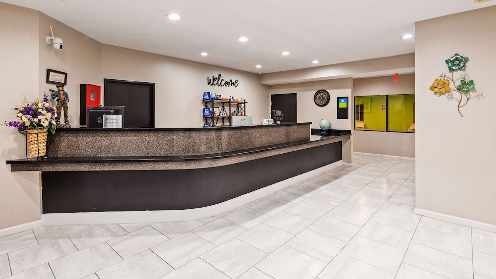 SureStay Hotel by Best Western Orange 2