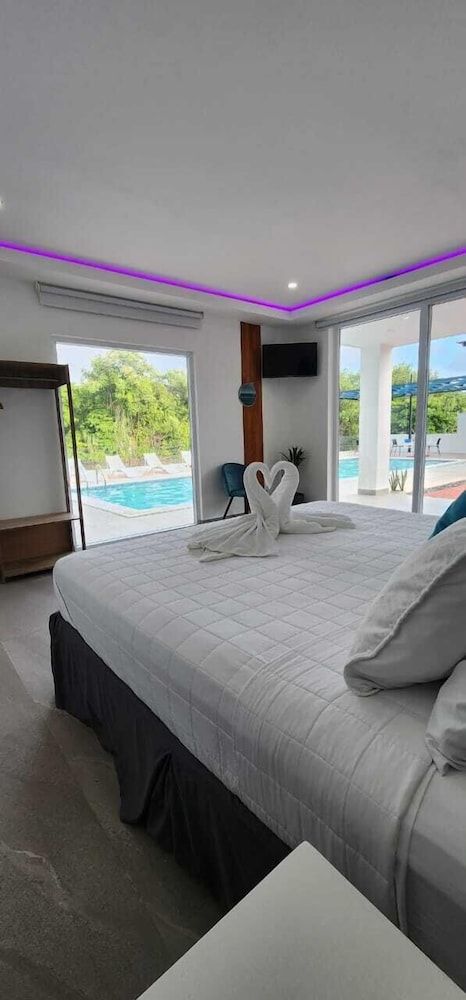 The Views Resort 2