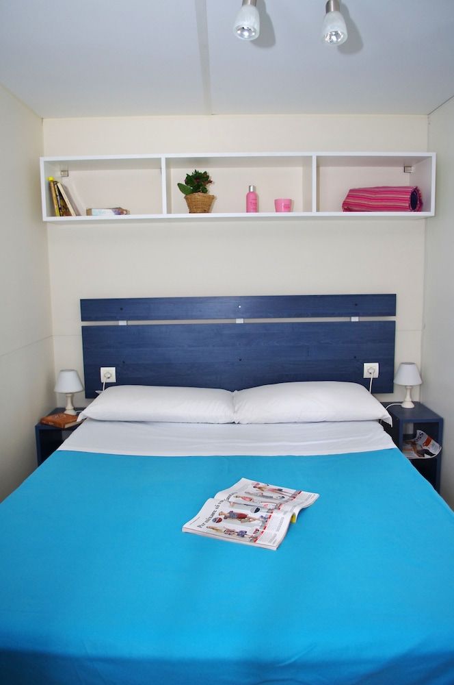 Happy Camp Mobile Homes in Camping Terme Catez 2
