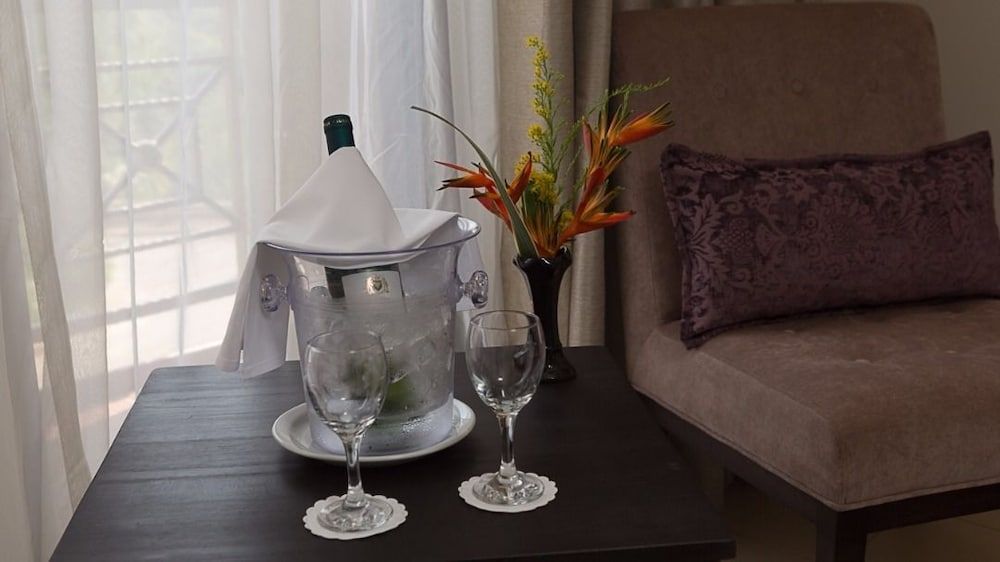 Ridge Royal Hotel 3