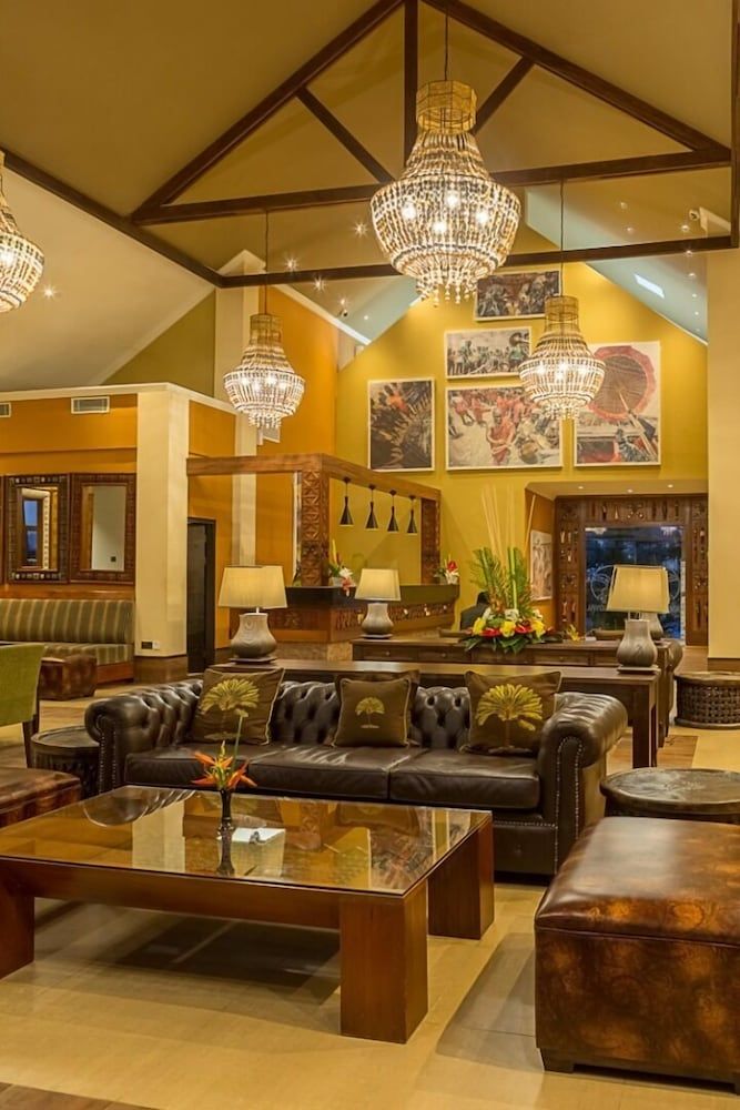 Ridge Royal Hotel 2