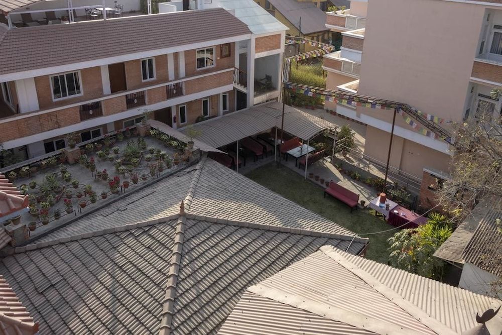 Shaligram Hotel 4 estrellas en Pātan