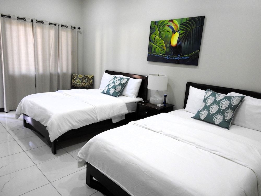 The Toucan Inn 3