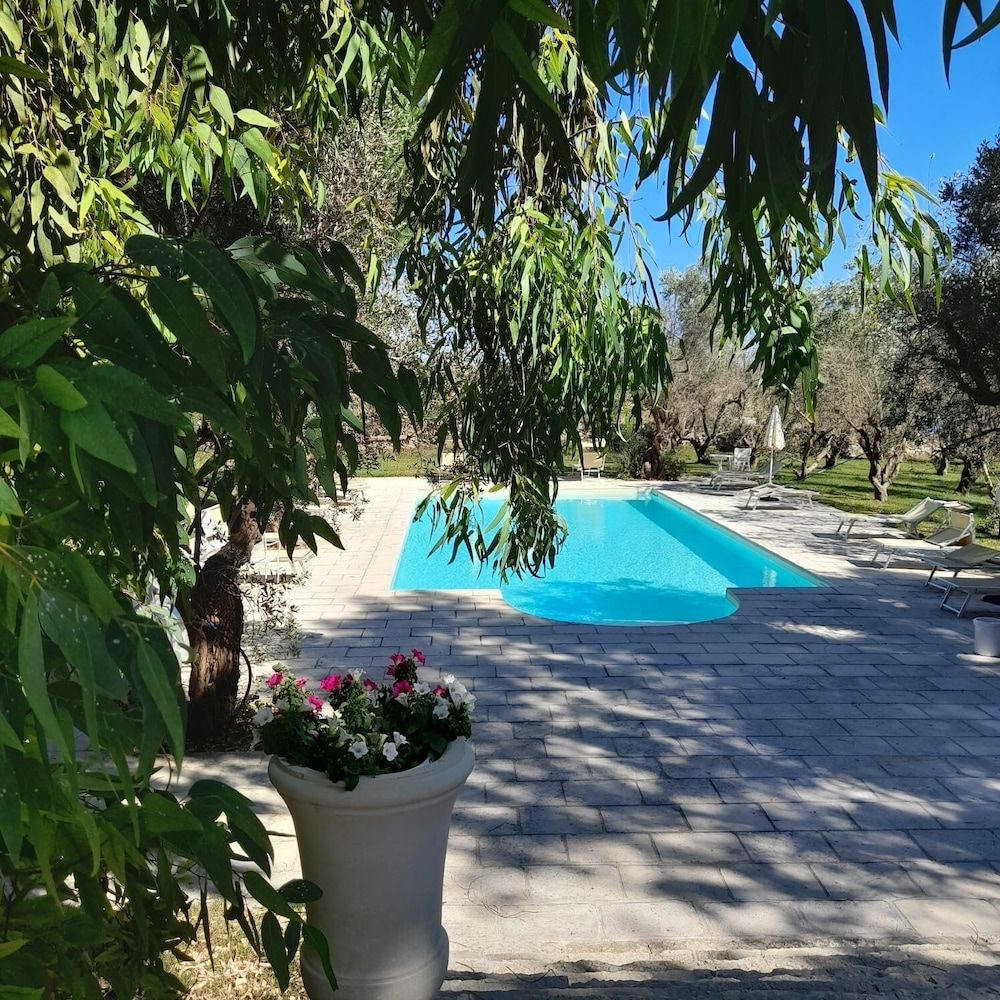 Tenuta Sidore -1 estrelas em Cursi