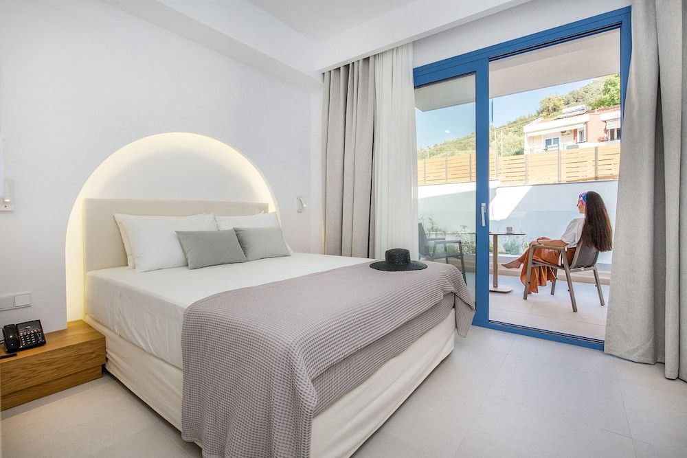 Euphoria Boutique Hotel 3