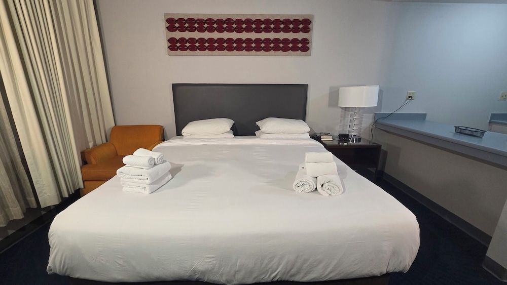 Illini Inn & Suites Hotel - Rantoul/Gifford/Champaign/Urbana 3