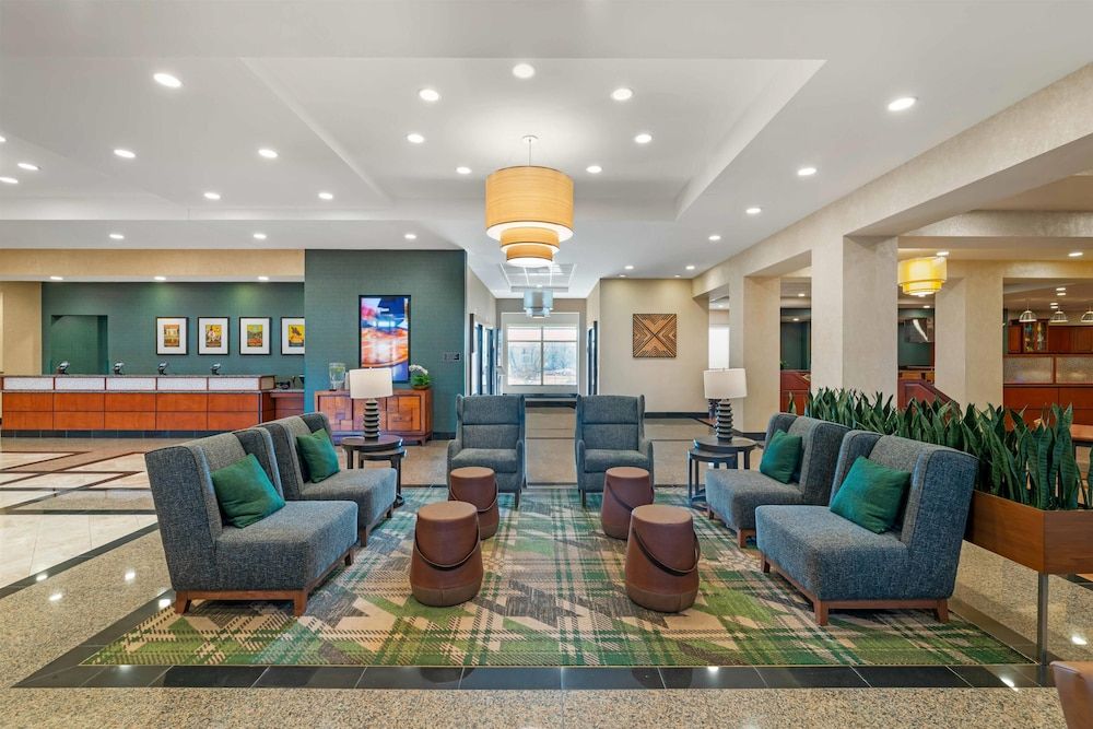 Drury Plaza Hotel St. Louis Brentwood 3