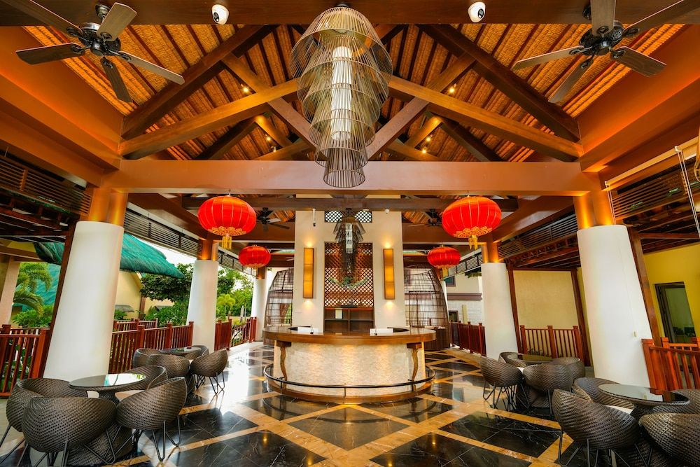 H Resort Bohol - The Coral Cliff by SMS Hospitality 3