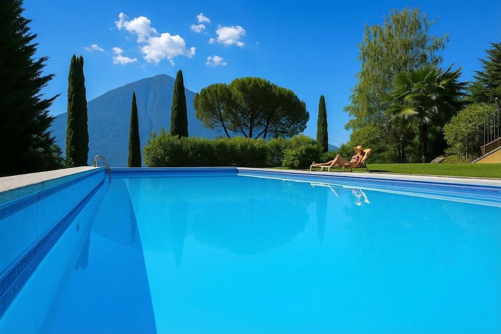 Villa Isella - Mansarda -1 estrellas en Carlazzo