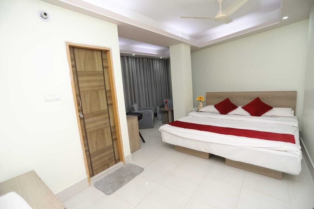 Wood Burn Hotel 2