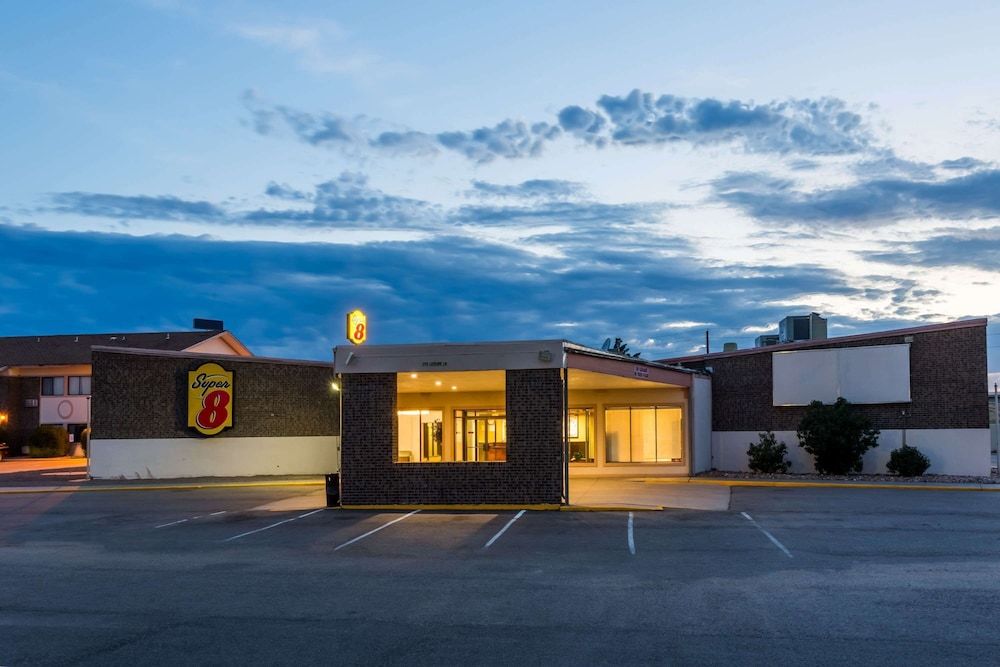 Super 8 by Wyndham Sterling CO 2 estrelas em Sterling