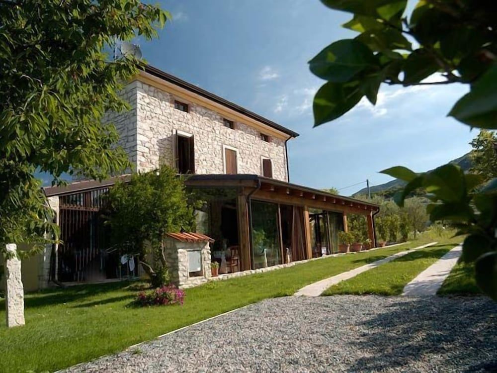 Villa Gesi -1 estrellas en Negrar