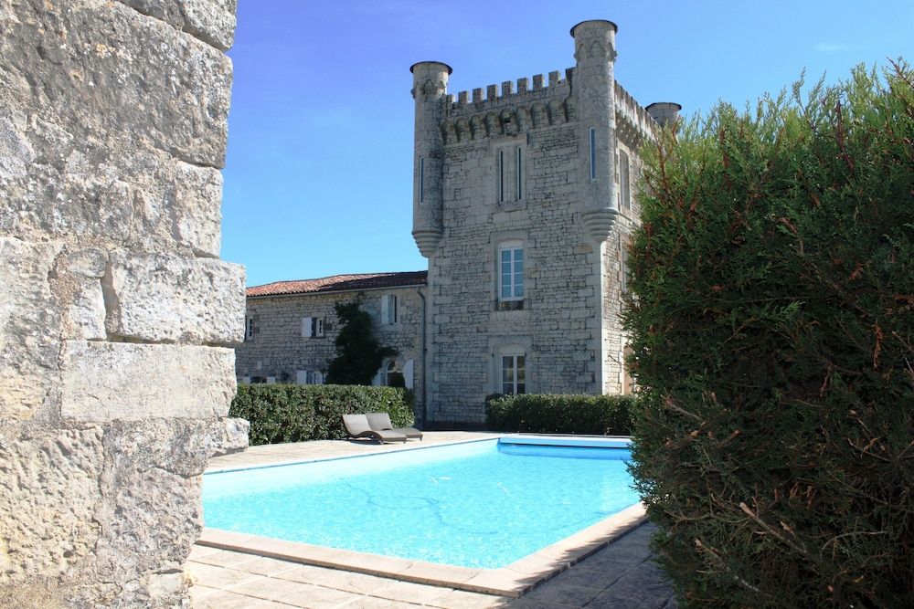 Aux 4 cornes - Chambres d'hôtes -1 estrellas en Longeves