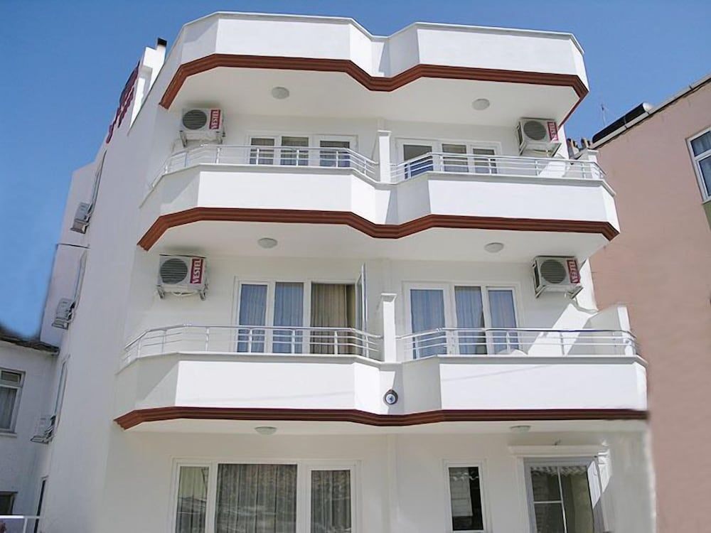 Pegasus Motel -1 estrellas en Avsa Adasi