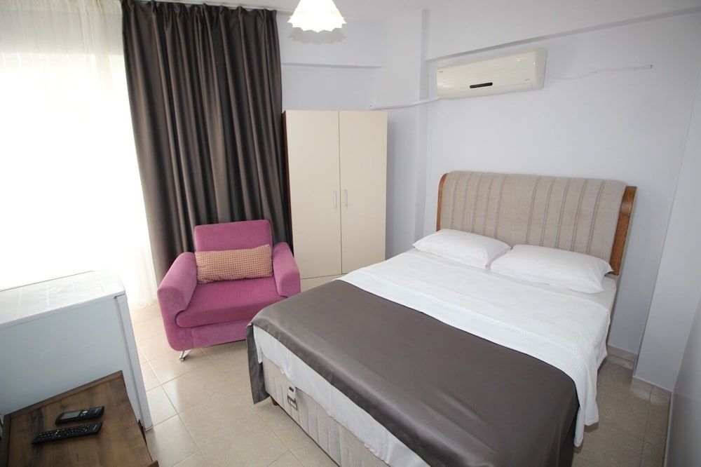 Pegasus Motel 3