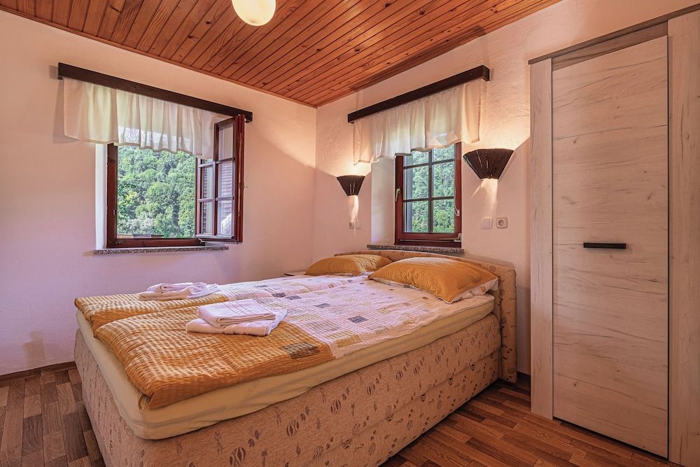 Kolpa Zupančič Vineyard Apartments 3