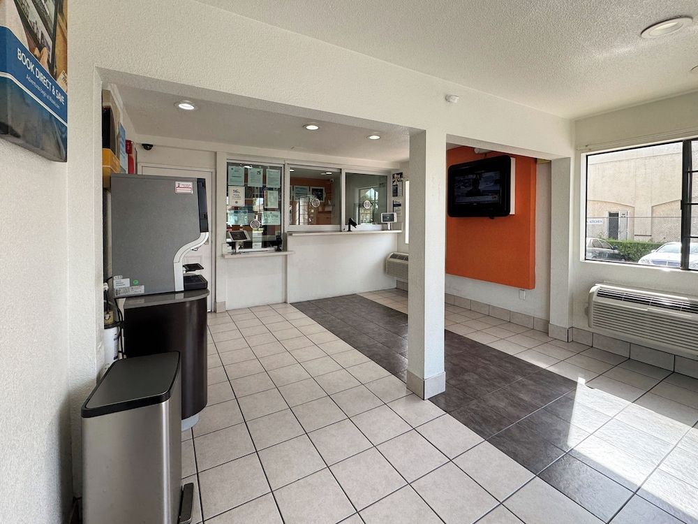 Studio 6 Suites – Bellflower, Ca  - Los Angeles 3