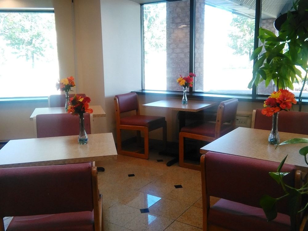 Americas Best Value Inn Horseheads 3