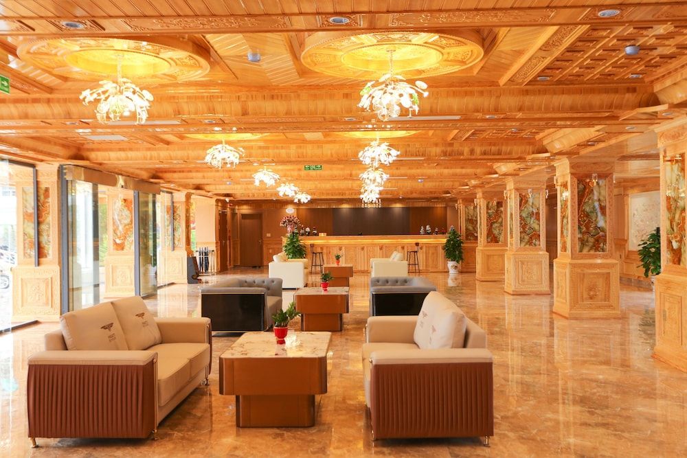 Phu Long Tam Ky Hotel & Restaurant 3