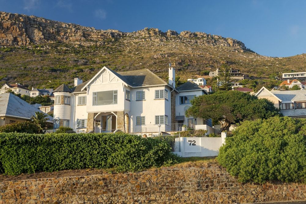 Sunny Cove Manor -1 estrellas en Fish Hoek