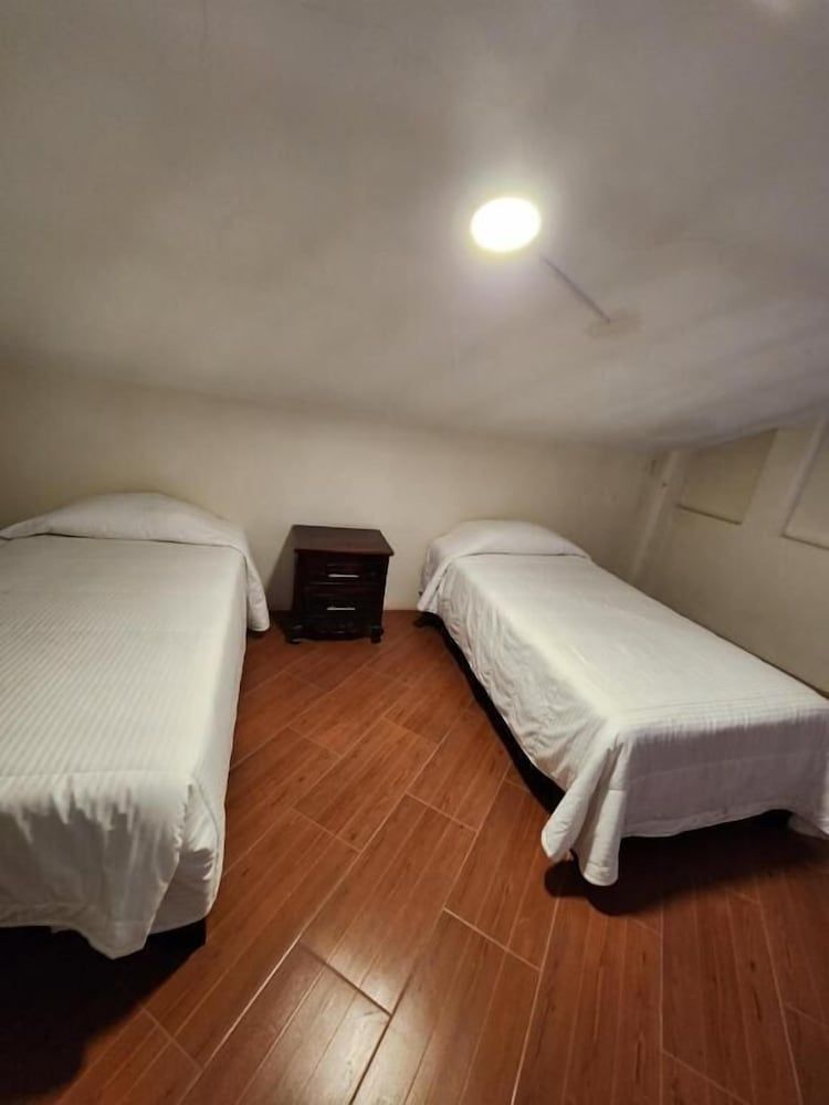 Hostal Hacienda Apulco 3