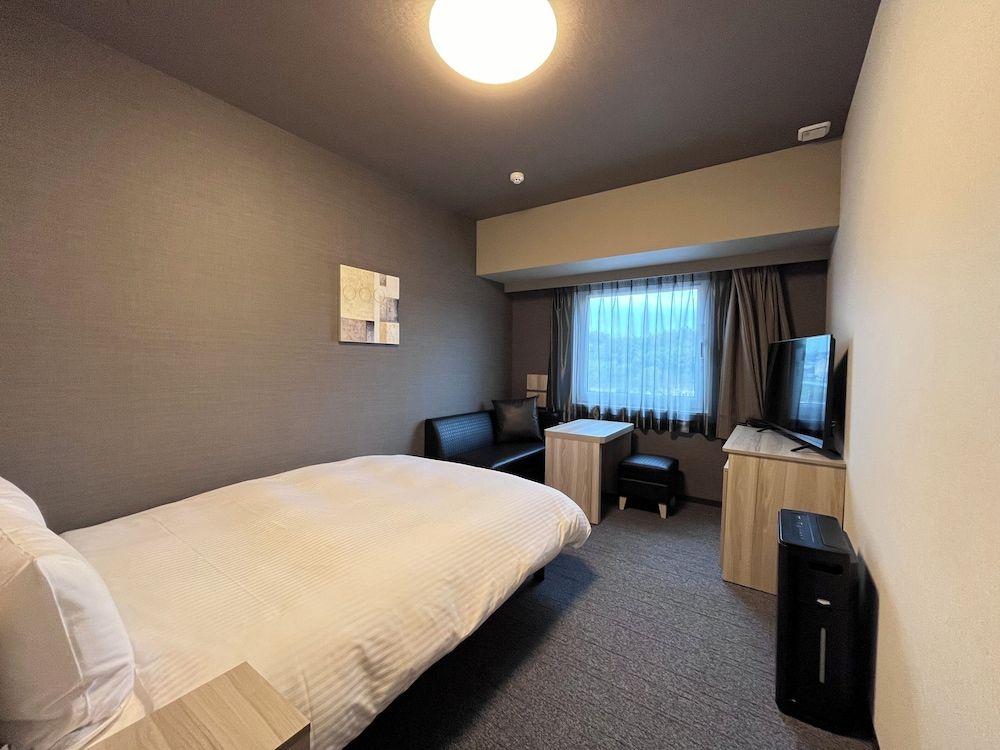 Hotel Route Inn Kuwana 3