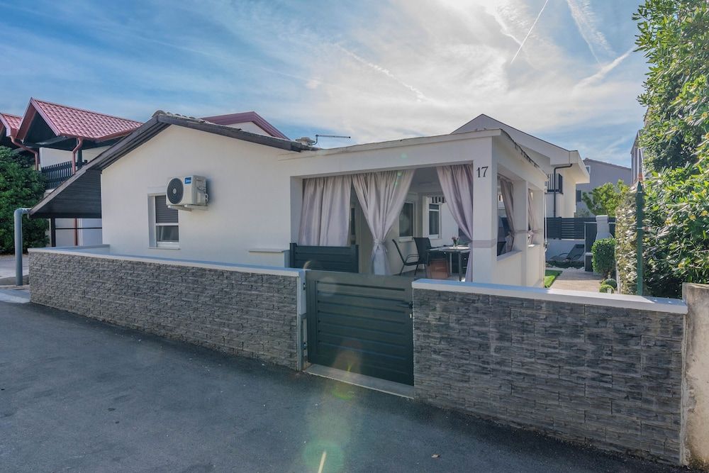 Holiday home Bukal 3 étoiles à Vir