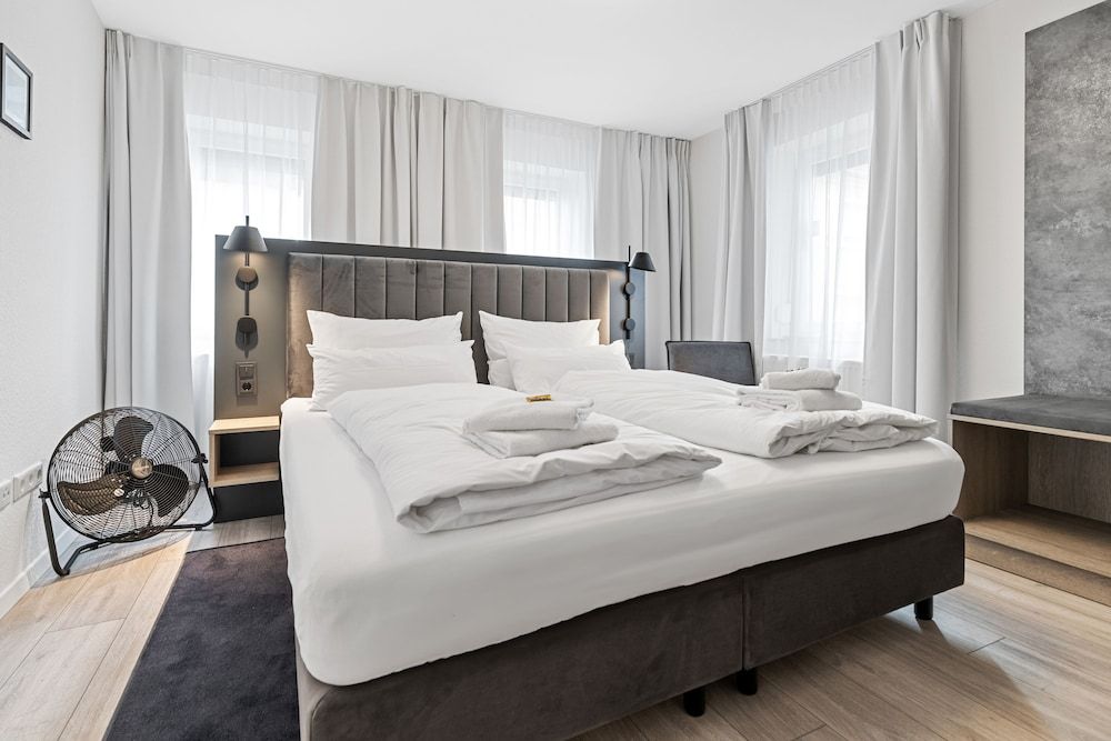 BRIGHT Herzogenaurach Zentrum -1 estrelas em Herzogenaurach